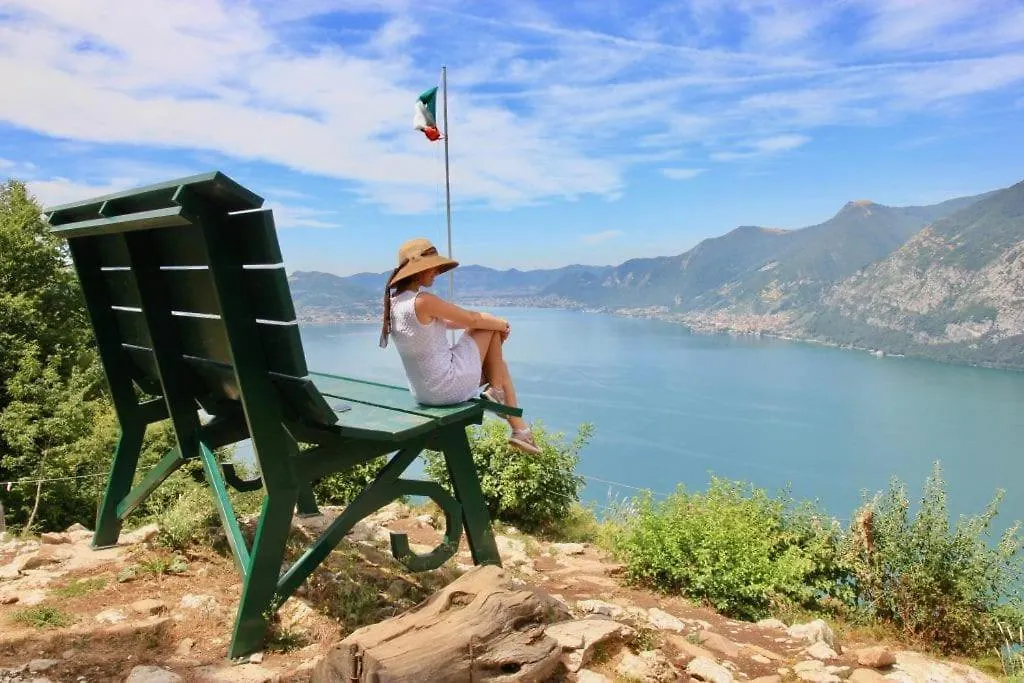 Apartment Lake House Valeriana Pilzone Italy