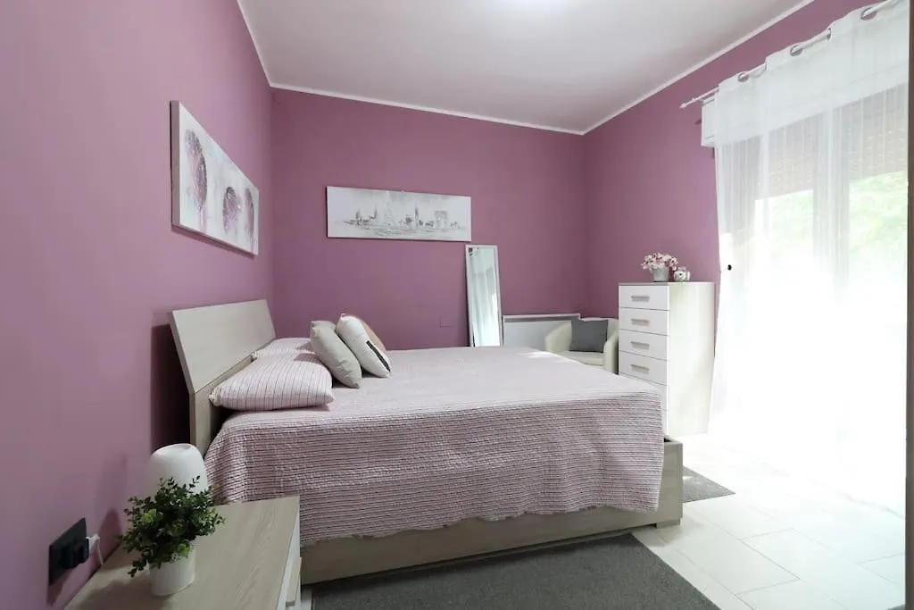 Lake House Valeriana Pilzone شقة